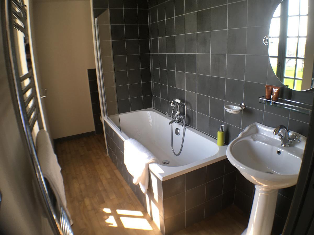 Les Jardins De La Matz Bed & Breakfast Plouer-sur-Rance ภายนอก รูปภาพ